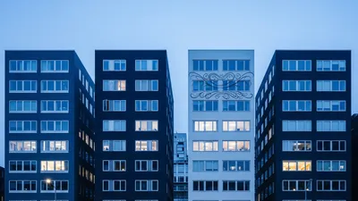 A Armadilha da Paridade em Design: Quando 80% Competente é o Piso